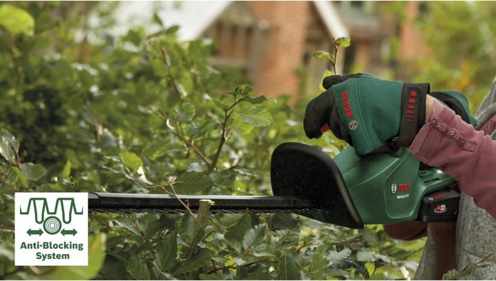 Actual product image Bosch Home & Garden EasyHedgeCut 18-45 (Rechargeable battery operated)