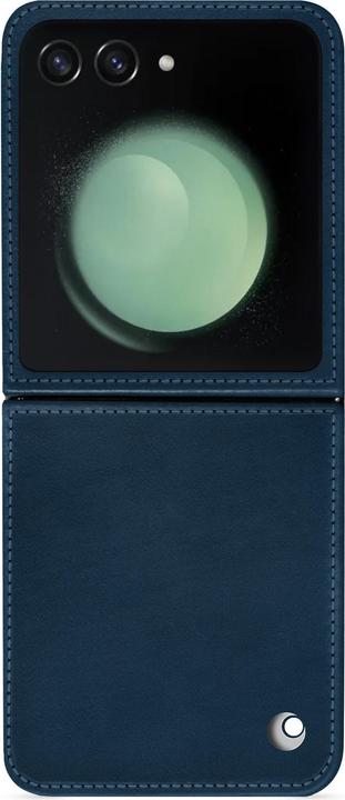 Blu Mediterraneo ( Pantone #0E3043 )