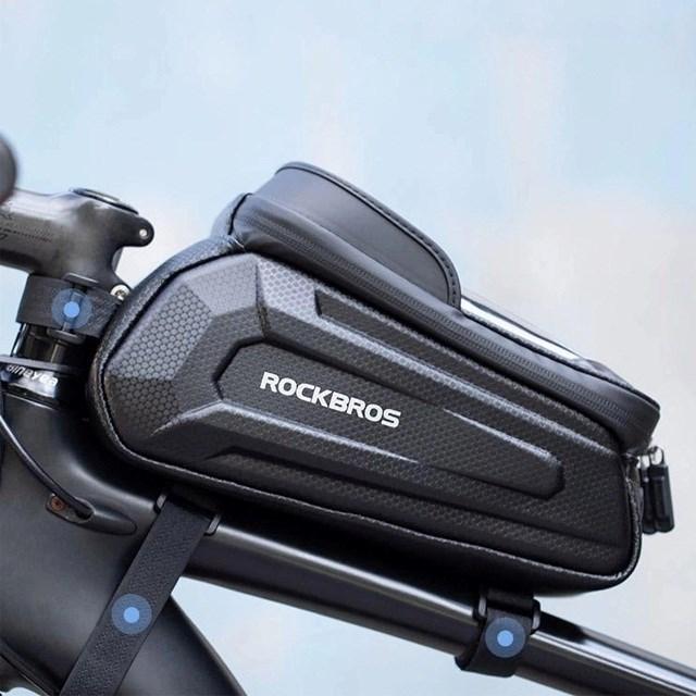 Actual product image Rockbros B68-1 armoured bicycle bag for phone 1.5l - black (1.70 l, Luggage carrier bag)