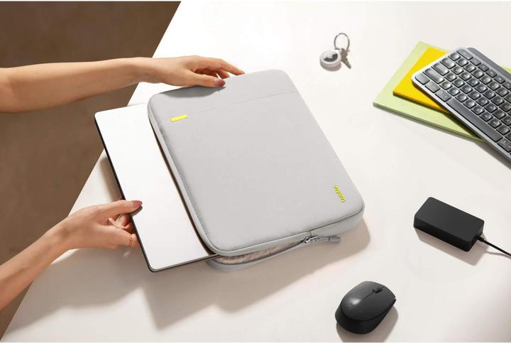 Actual product image tomtoc Defender-A13 Premium (14", Apple, Universal)