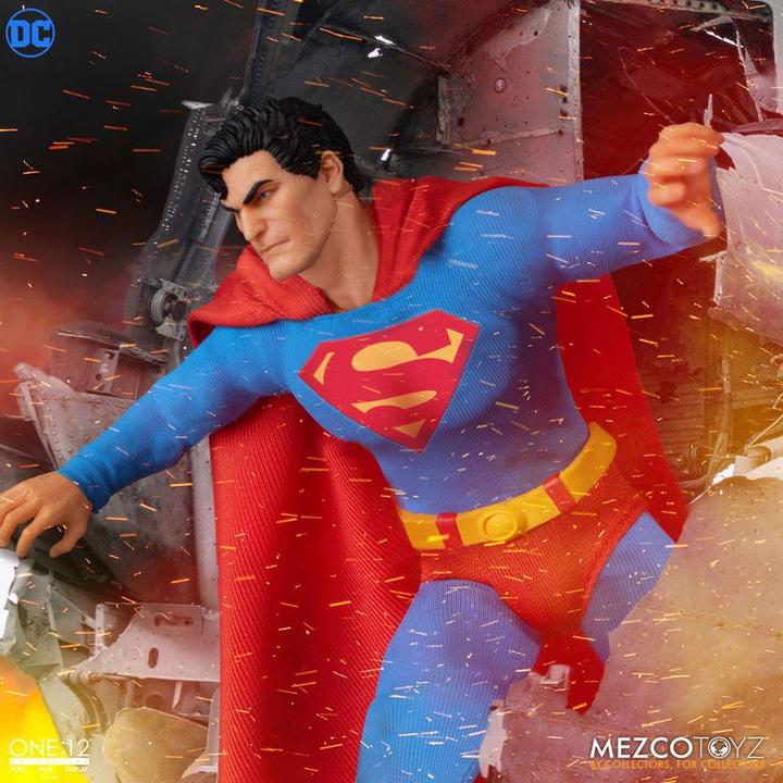 Produktbild Mezco Toys DC Comics figurine 1/12 Superman - Man of Steel Edition 16 cm