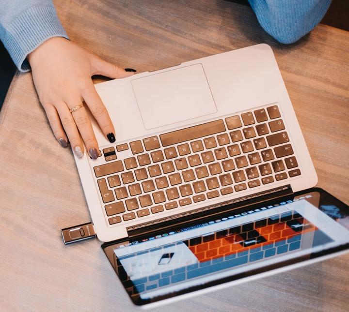 Produktbild Evelatus USB Flash 4in1 (32 GB, USB-C)