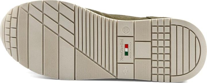 Actual product image Nero Giardini Corvara (35)