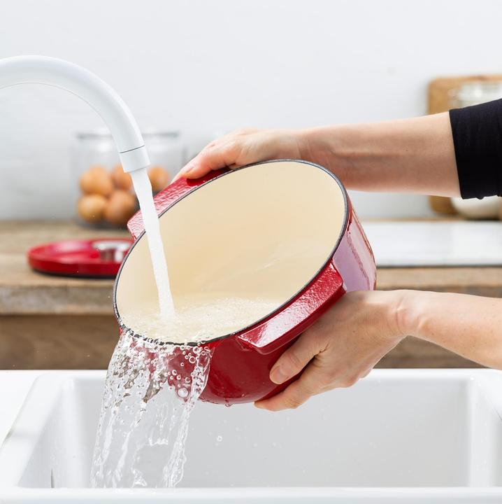Actual product image KitchenAid braadpan 22cm - gemailleerd gietijzer - keizer rood - rond (26 cm, Casserole + Stewpot, Cast iron)