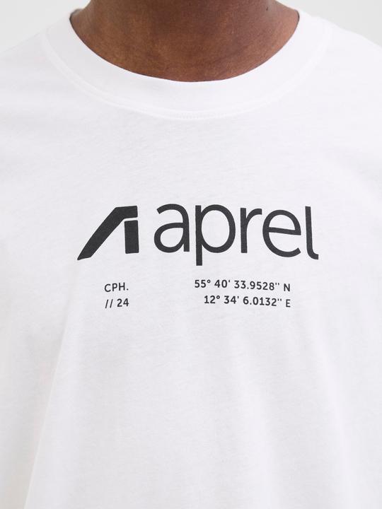 Actual product image Aprel Einfarbig Rundhalsausschnitt T-shirt T-shirt (S)