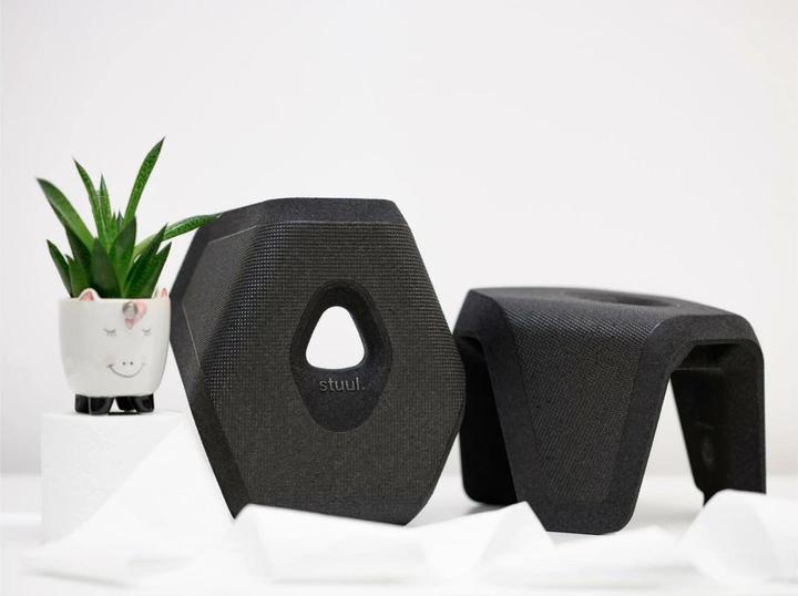 Actual product image Stuul Charcoal