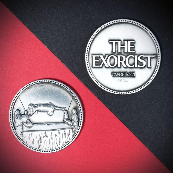 Actual product image Fanattik L'Exorciste pièce de collection Limited Edition