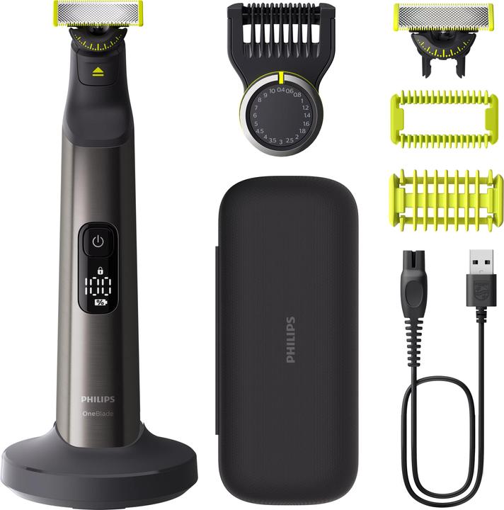 1x storage bag, 1x 360-degree blade, Charging station, Attachable skin protection, Precision comb, Attachable trim attachment for the body