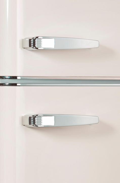 Actual product image Amica KGC 15635 B (213 l)