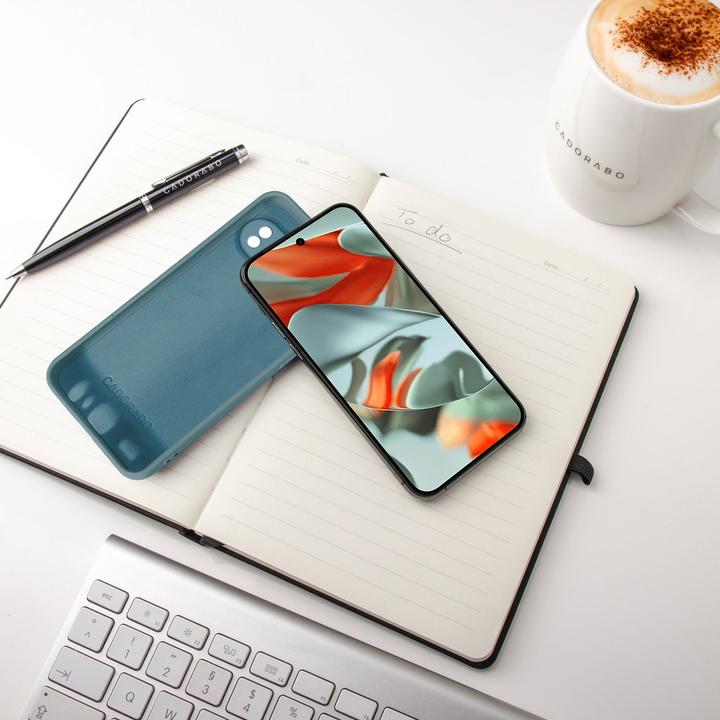 Produktbild Cadorabo Hülle für Google Pixel 9 PRO XL im Liquid Case Design (Google Pixel 9 Pro XL)