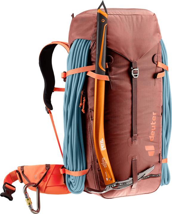 Actual product image Deuter Guide 34 + 8 (34 l)