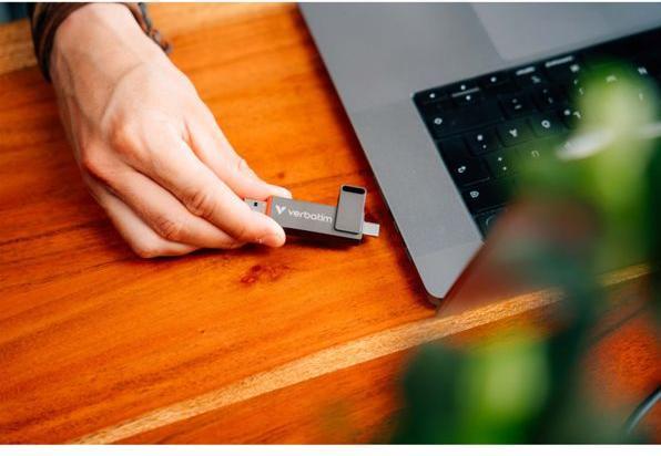 Produktbild Verbatim Dual QuickStick (256 GB, USB-A, USB-C)