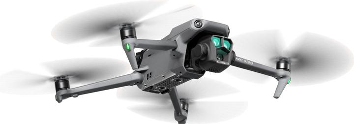 Immagine prodotto DJI Mavic 3 Pro Fly More Combo incl. RC (43 min, 958 g, 48 Mpx)
