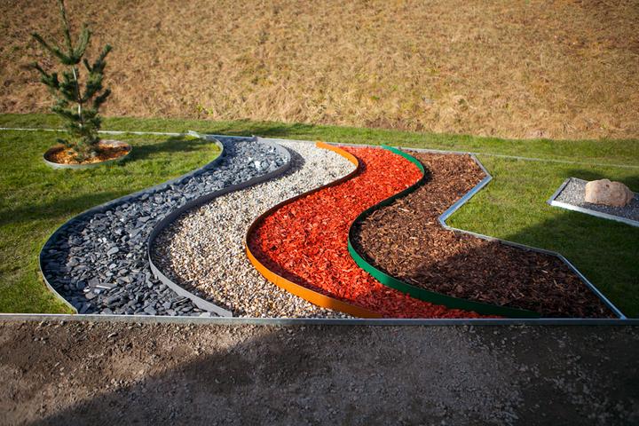 Actual product image Green Split Set of 10 lawn edgings metal 13.5 cm high, 12 m long (1200 cm)