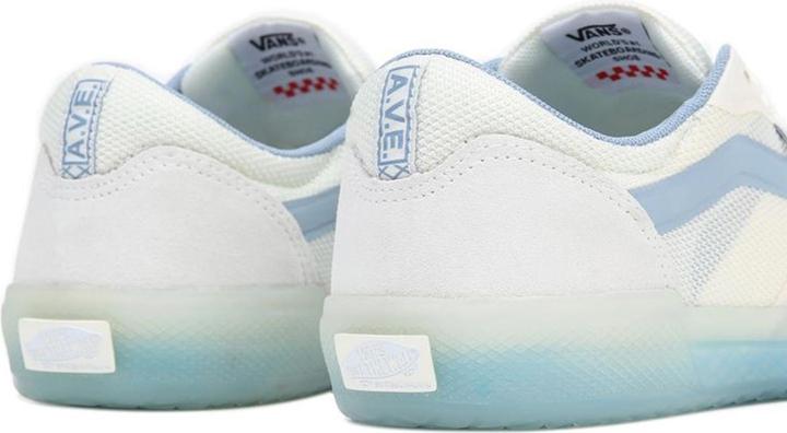 Actual product image Vans Ave (40)