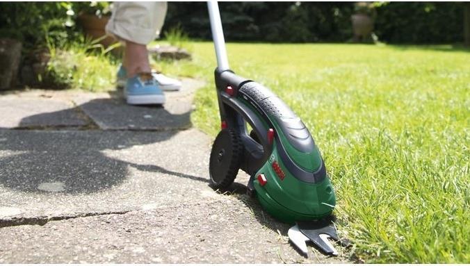 Actual product image Bosch Home & Garden Isio 3 (Cordless hedgecutters)