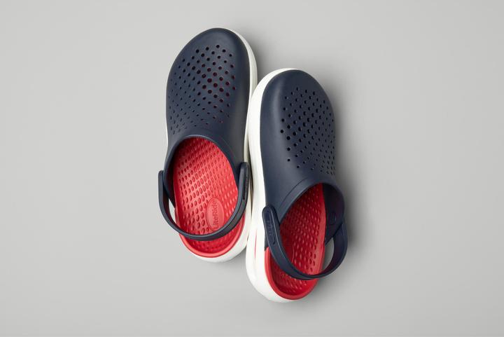 Actual product image Crocs InMotion Clog (40)