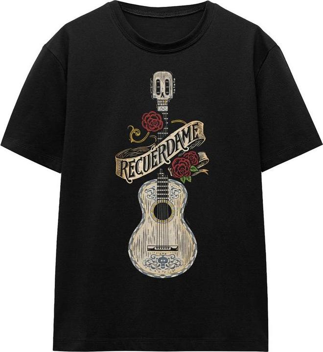 La Maison du Coco Recuerdame Famous Guitar TShirt (M)