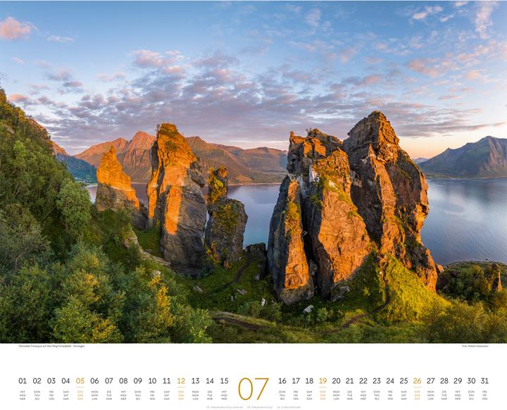Produktbild Phantastische Landschaften Kalender 2026 (54 x 48 cm, Harter Einband, Deutsch, Französisch, Englisch)