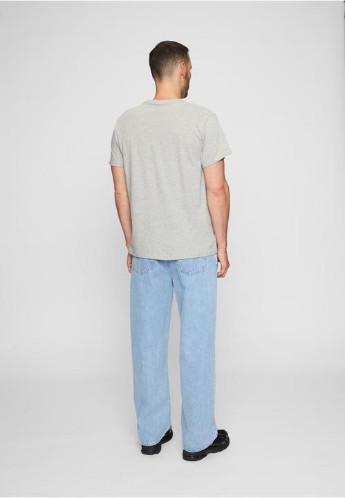 Actual product image Mister Tee Ballin 2.0 Tee - 22281 (XS)