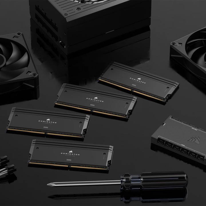Actual product image Corsair Dominator Titanium (2 x 32GB, 6000 MHz, DDR5 RAM, DIMM)
