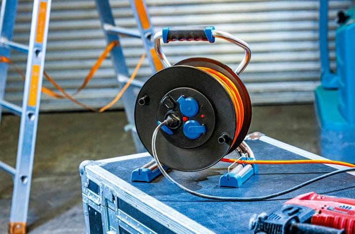 Immagine prodotto As - Schwabe Avvolgicavo in plastica con USB (40 m, 1.50 mm².)
