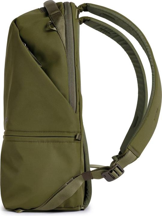 Actual product image Urth Arkose 20L Backpack + Camera Insert (Green) (Camera shoulder bag)