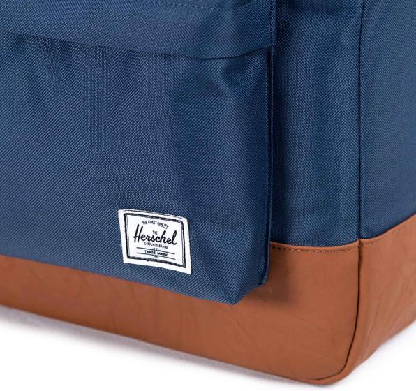 Actual product image Herschel Heritage (21.50 l)
