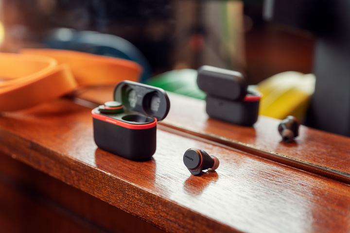 Productafbeelding Philips TAA7507BK/00 Echte draadloze sporthoofdtelefoon Bluetooth Zwart (ANC, 7 h, Draadloze)