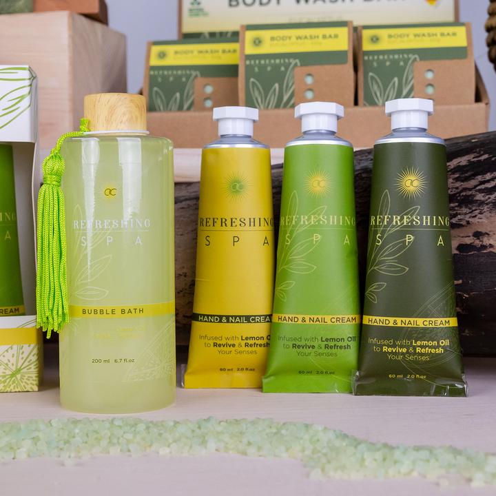 Produktbild Accentra Schaumbad REFRESHING SPA in Flasche mit Deko-Quaste, 200ml, angereichert mit Zitronenöl, Duft: Lemon (200 ml, Schaumbad)