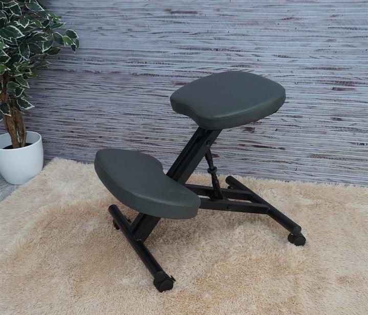 Actual product image Jamb Kneeling chair