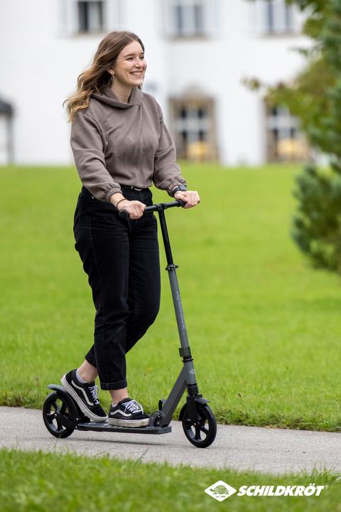Actual product image Schildkröt Stuntscooter City Street Pro