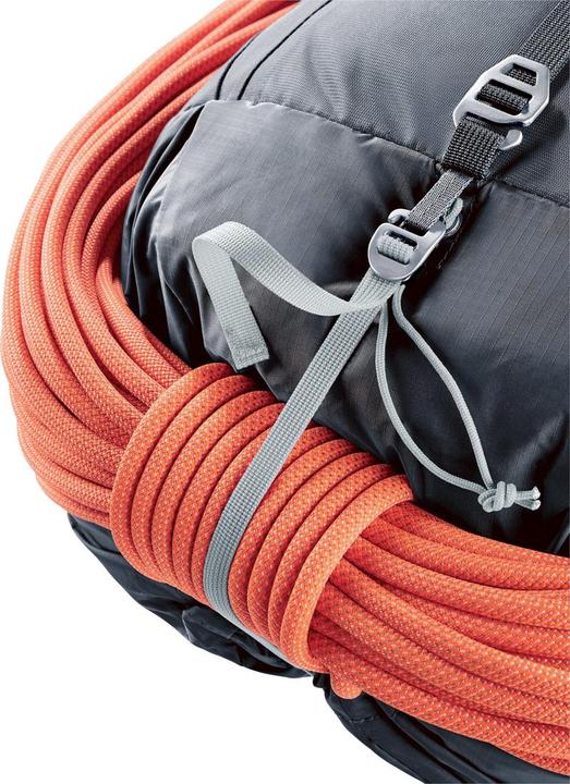 Actual product image Deuter Guide 34 + 8 (34 l)