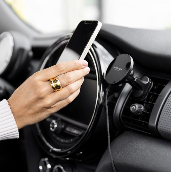 Actual product image Vonmählen Wireless Charging Pad Aura Car (15 W)