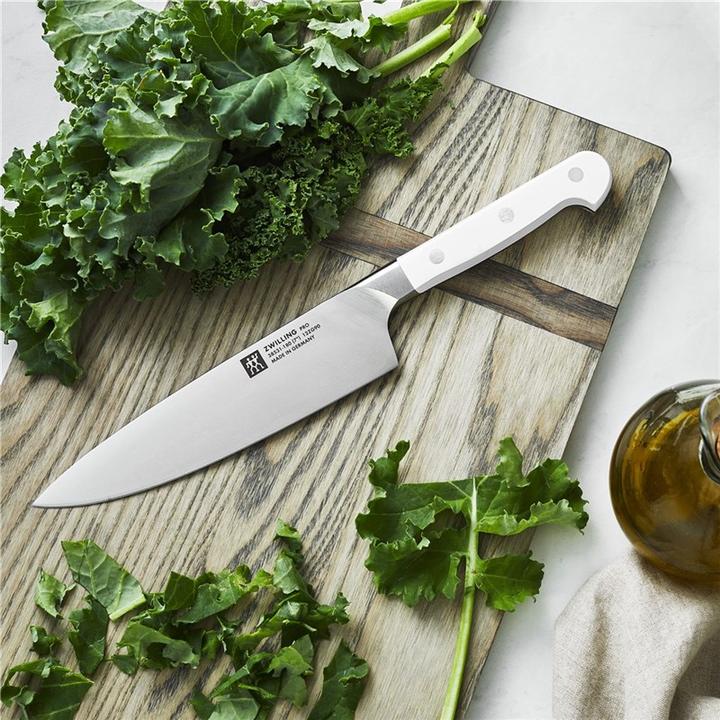 Actual product image Zwilling Knife Tanrei (23 cm)