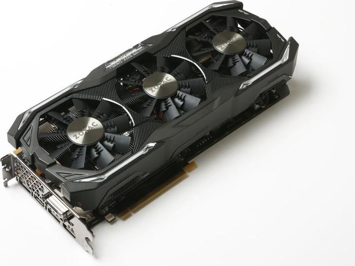 Actual product image Zotac GeForce GTX 1080 AMP Extreme (8 GB)
