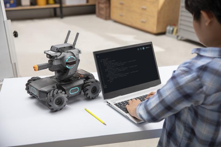 Actual product image DJI RoboMaster S1
