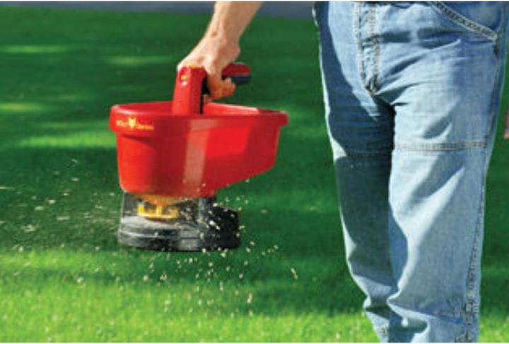 Produktbild Wolf-Garten Universal-Streuer WE-B