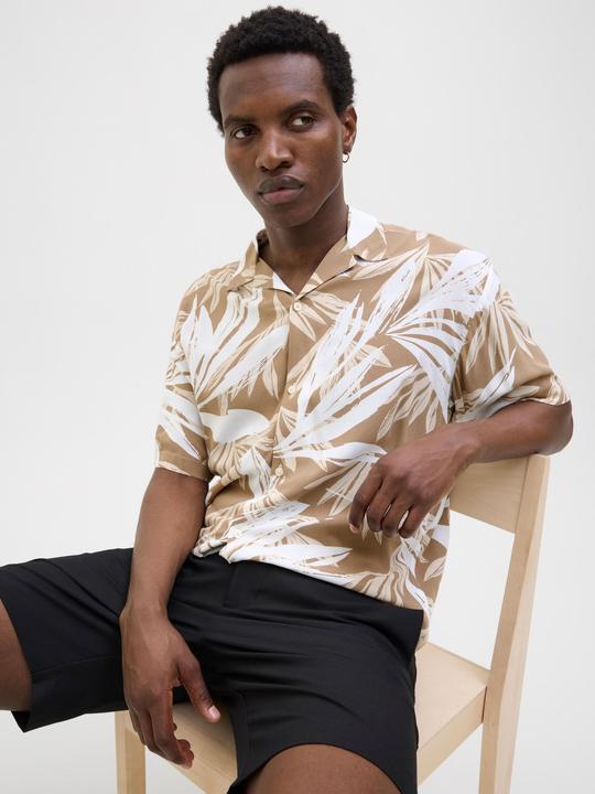 Image du produit Jack & Jones Jjejeff Tropical Aop Resort Shirt Ss Sn (S)