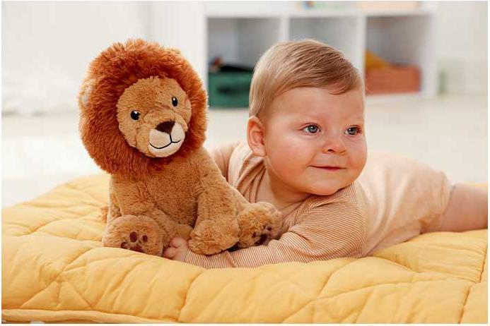 Actual product image Cloud B Cuddly Toy with Music Lion Louis (20.10 cm)
