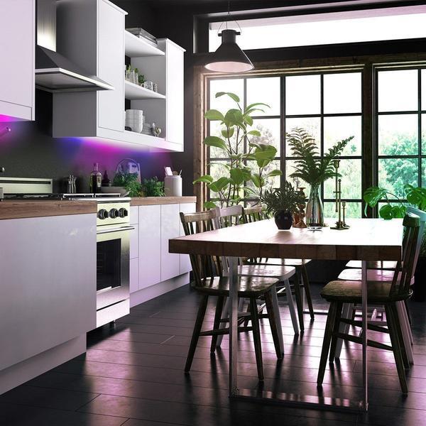 Actual product image Lifx Z Color & White (RGBW, 200 cm, Indoor)