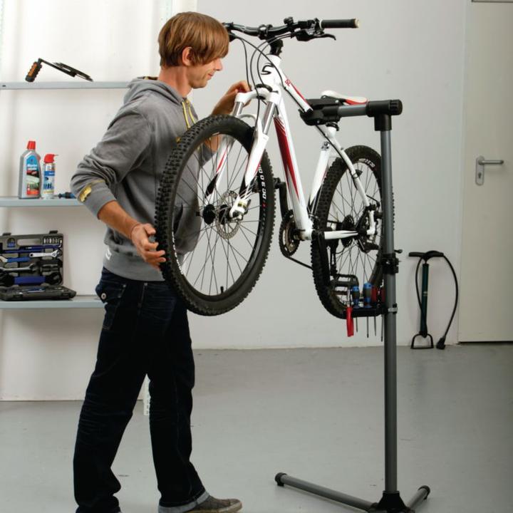 Actual product image Fischer Bicycle mounting stand professional