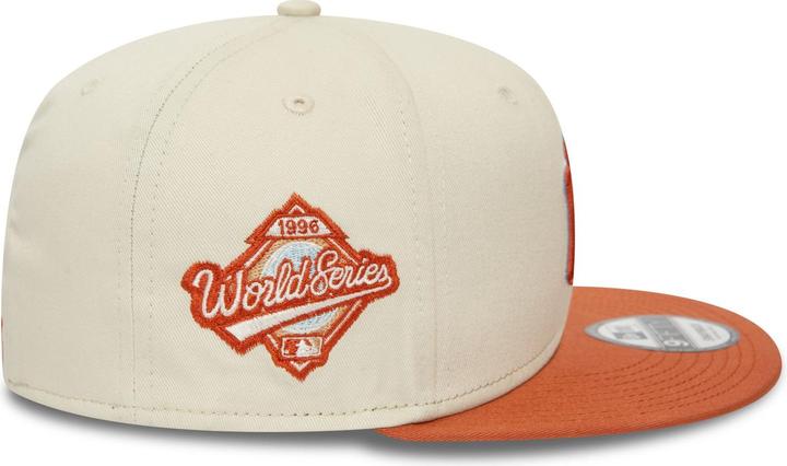 Actual product image New Era 9Fifty Snapback Cap - Cooperstown New York Yankees (M/L)