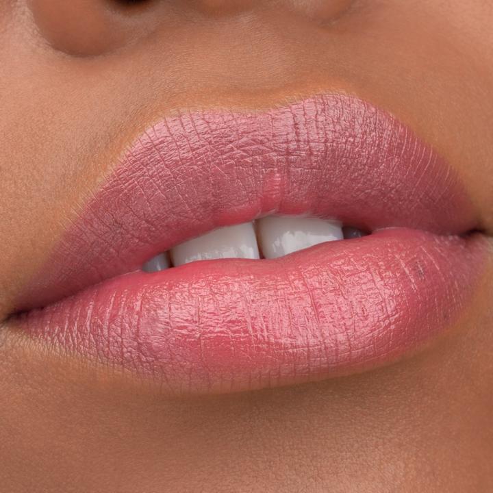 Immagine prodotto essence Bacio colorato (02 Mauvelous)