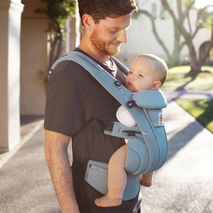 Actual product image Ergobaby Ergo Baby Omni Breeze
