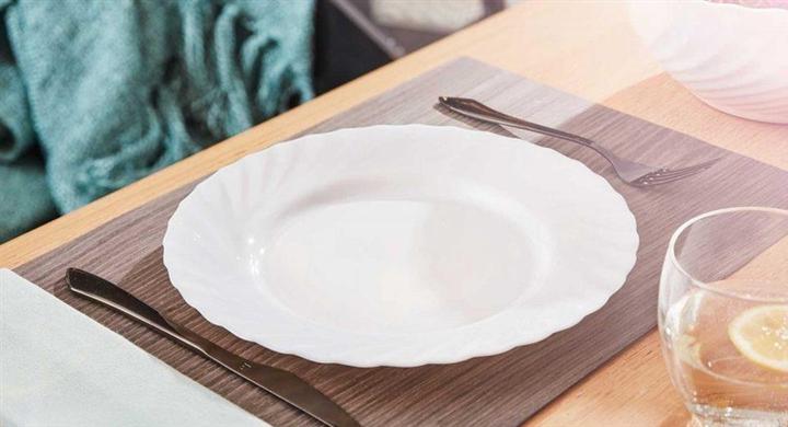 Actual product image Luminarc Plate Trianon Ø24,5cm white (1 x)
