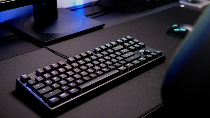 Actual product image CHERRY XTRFY K4V2 TKL keyboard, black (US, Cable)