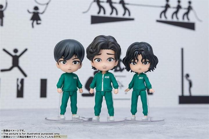 Actual product image Bandai Squid Game figurine Figuarts mini Sang-woo 9 cm
