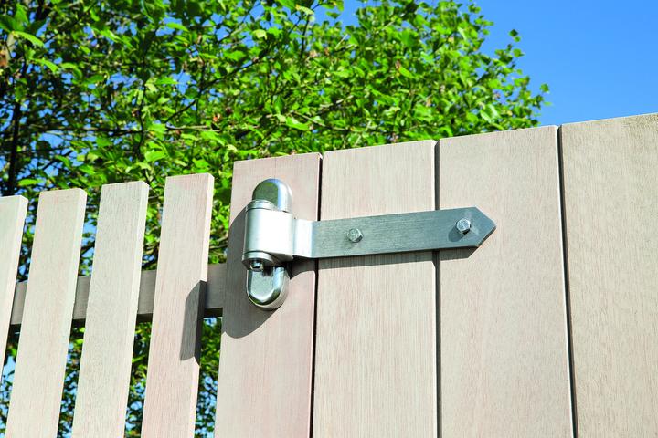 Productafbeelding Locinox Tuinpoortscharnier 3DW (Geperforeerd bandijzer, 1 Pcs.)