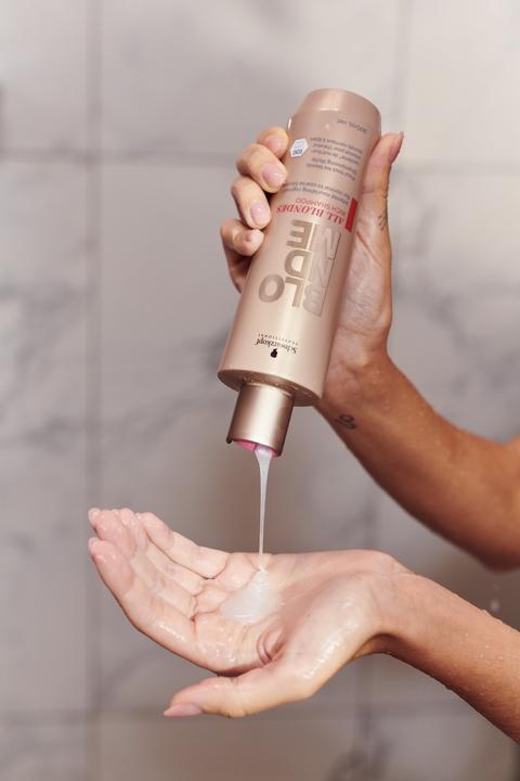 Actual product image Schwarzkopf Professional Blondme - All Blondes Rich Shampoo (300 ml, Liquid shampoo)